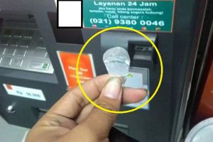 Waspada modus 'Cardtrapping' di ATM, saldo kamu bisa ludes