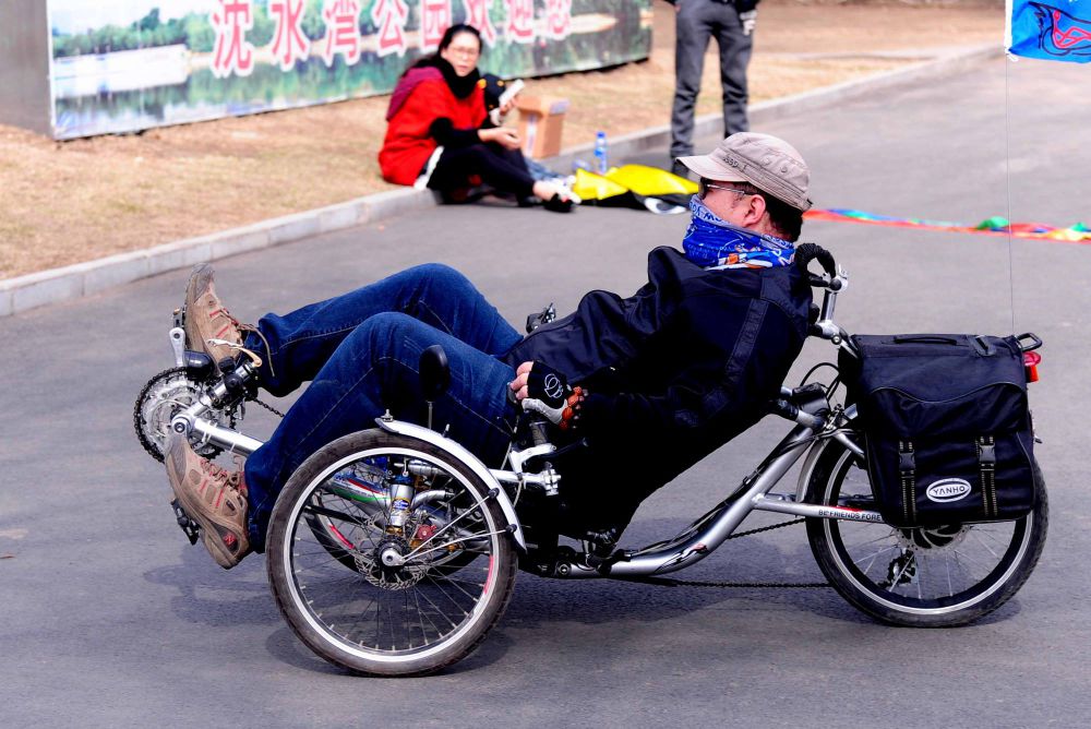 10 Sepeda anti-mainstream bikin bingung cara naiknya, kamu bisa nggak?