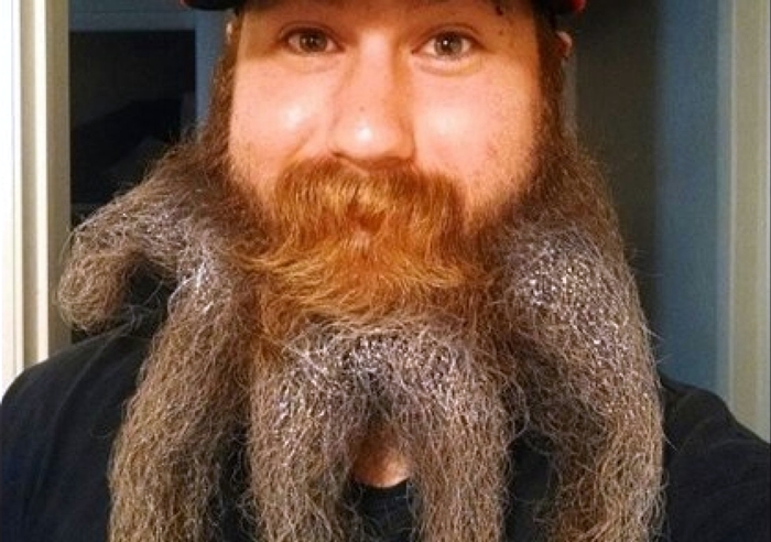 Mereka tampil dengan model jambang tak lazim, masihkah tetap keren?