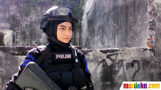 7 Abdi negara cantik yang bakal bikin kamu deg deg seeeer! 