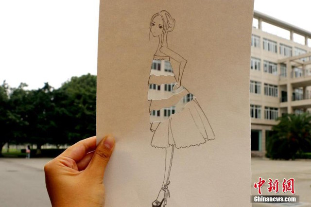 Fashion show ala mahasiswi ini menuai banyak pujian 