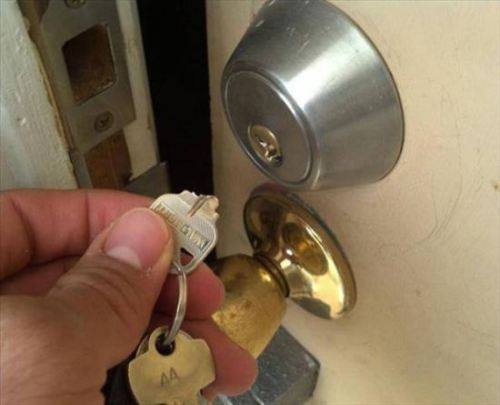 13 Foto orang yang sedang sial ini bikin kamu ketawa 13 Foto orang yang sedang sial ini bikin kamu ketawa