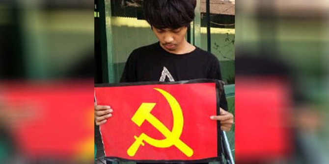 Ini dia 4 kasus penggunaan atribut PKI yang pernah menghebohkan  Ini dia 4 kasus penggunaan atribut PKI yang pernah menghebohkan