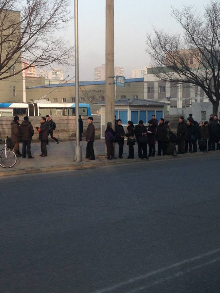 10 Foto ini tunjukkan keadaan di Korea Utara sekarang, miris banget! 10 Foto ini tunjukkan keadaan di Korea Utara sekarang, miris banget!