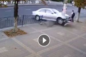 Tuhan & keberuntungan menyelamatkan pemuda ini dari maut