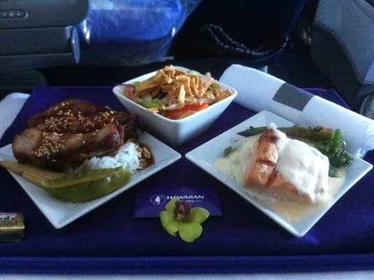 22 Foto menu makanan di pesawat ini dijamin bakal bikin kamu ngiler! 22 Foto menu makanan di pesawat ini dijamin bakal bikin kamu ngiler!