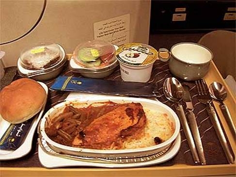 22 Foto menu makanan di pesawat ini dijamin bakal bikin kamu ngiler! 22 Foto menu makanan di pesawat ini dijamin bakal bikin kamu ngiler!