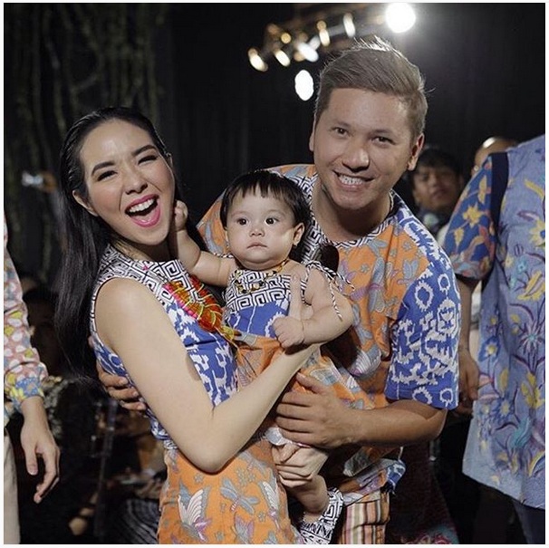 Pasangan selebriti Indonesia paling romantis, bikin iri Pasangan selebriti Indonesia paling romantis, bikin iri