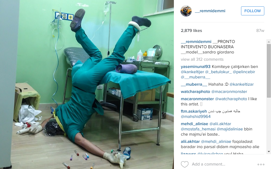 17 Karya unik Sandro Giordano, fotografer spesialis pose terjungkal 17 Karya unik Sandro Giordano, fotografer spesialis pose terjungkal