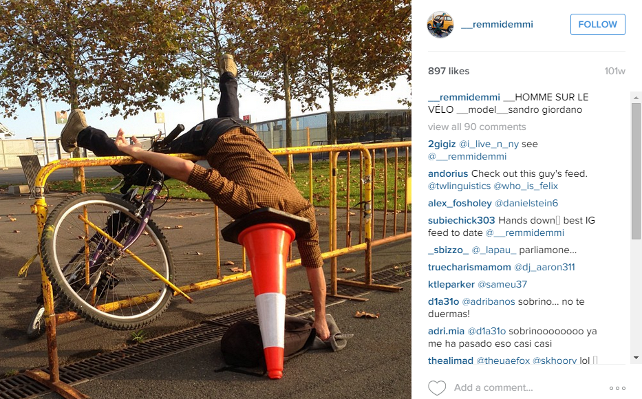 17 Karya unik Sandro Giordano, fotografer spesialis pose terjungkal 17 Karya unik Sandro Giordano, fotografer spesialis pose terjungkal