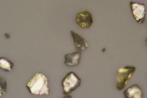 Pakai berlian untuk melawan kanker