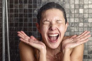    Ini lho ukuran temperatur ideal mandi air panas