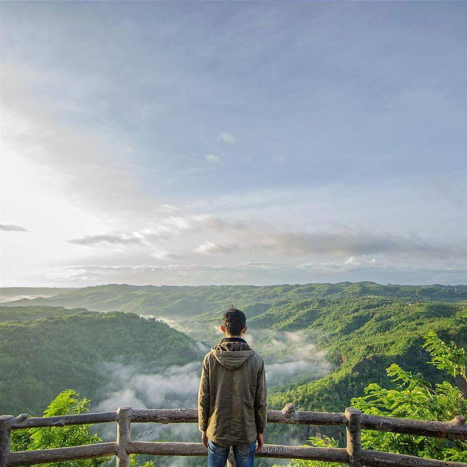 15 Bukit cantik ini ada di Indonesia, kamu percaya?  15 Bukit cantik ini ada di Indonesia, kamu percaya?