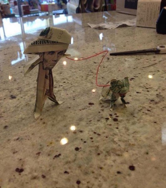 22 Orang ini kurang kerjaan banget, kegiatan mereka bikin geregetan!