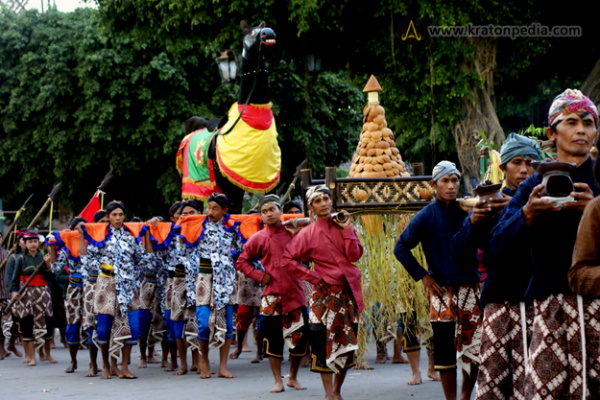 Kebahagiaan ini cuma dirasakan oleh kamu yang tinggal di desa