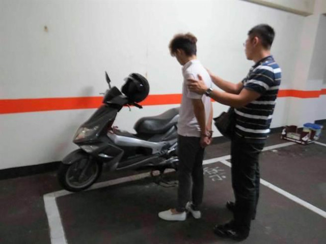 Kelainan seks, pria ini curi 140 bra & celana dalam, duh!