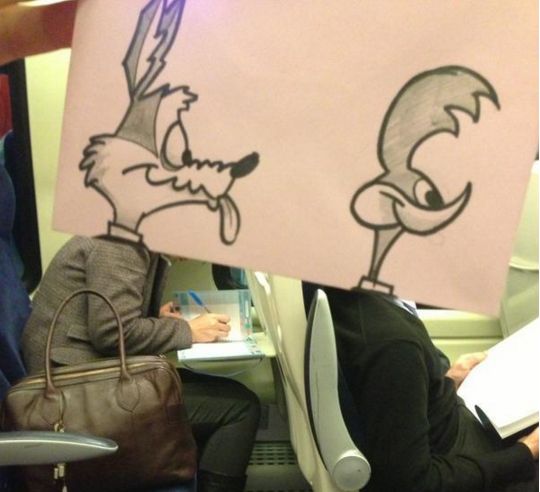 18 Tokoh kartun ini naik transportasi umum, kamu? 