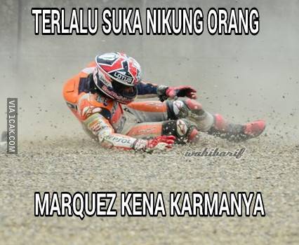 17 Meme insiden Rossi vs Marquez yang bikin ketawa ngakak 17 Meme insiden Rossi vs Marquez yang bikin ketawa ngakak