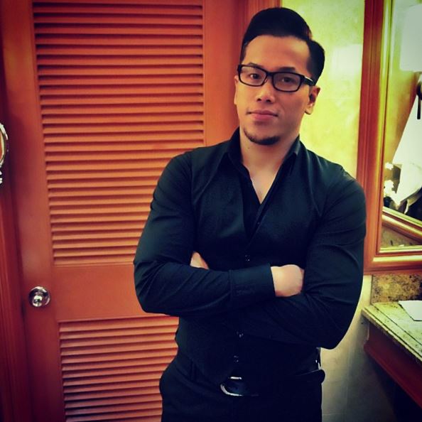 17 Foto perubahan Sammy Simorangkir, jadi ganteng dan digosipin oplas! 17 Foto perubahan Sammy Simorangkir, jadi ganteng dan digosipin oplas!