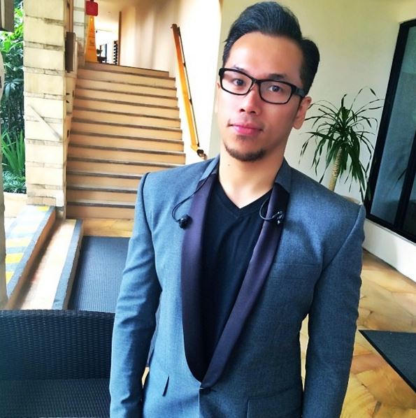 17 Foto perubahan Sammy Simorangkir, jadi ganteng dan digosipin oplas! 17 Foto perubahan Sammy Simorangkir, jadi ganteng dan digosipin oplas!