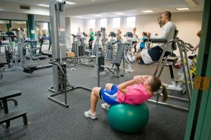 Ternyata 8 alasan ini yang bikin orang hobi banget fitness