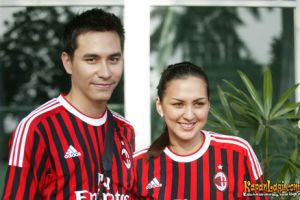 Begini asyiknya punya cewek yang juga suka bola