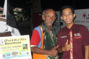 Rawat nasionalisme, Mbah Yono gowes onthel keliling 27 provinsi, joss!