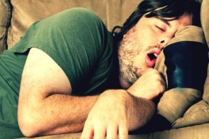 Begini cara menghentikan kebiasaan mendengkur