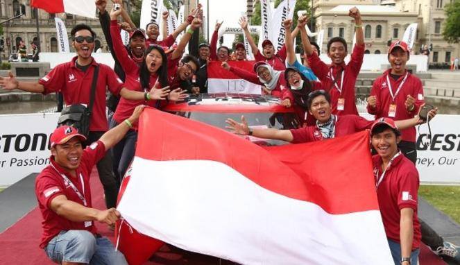 Mobil tenaga surya Indonesia juarai World Solar Challenge 2015