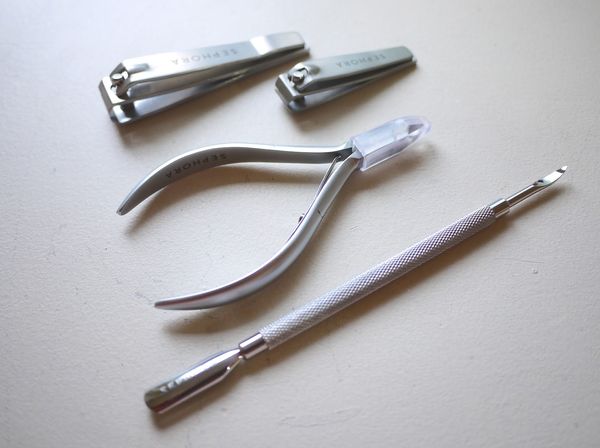 Pasti nggak nyadar, 9 benda berbahaya ini sering kamu pakai lho! Pasti nggak nyadar, 9 benda berbahaya ini sering kamu pakai lho!