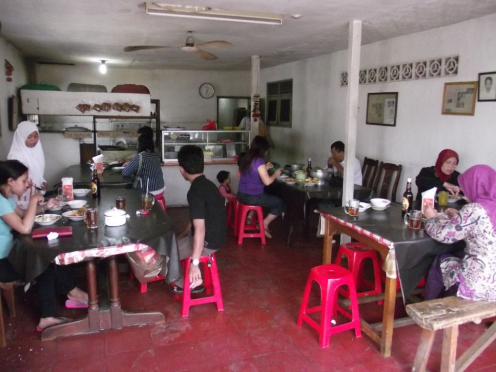 16 Tempat para mahasiswa menghabiskan waktu saat nggak ngampus