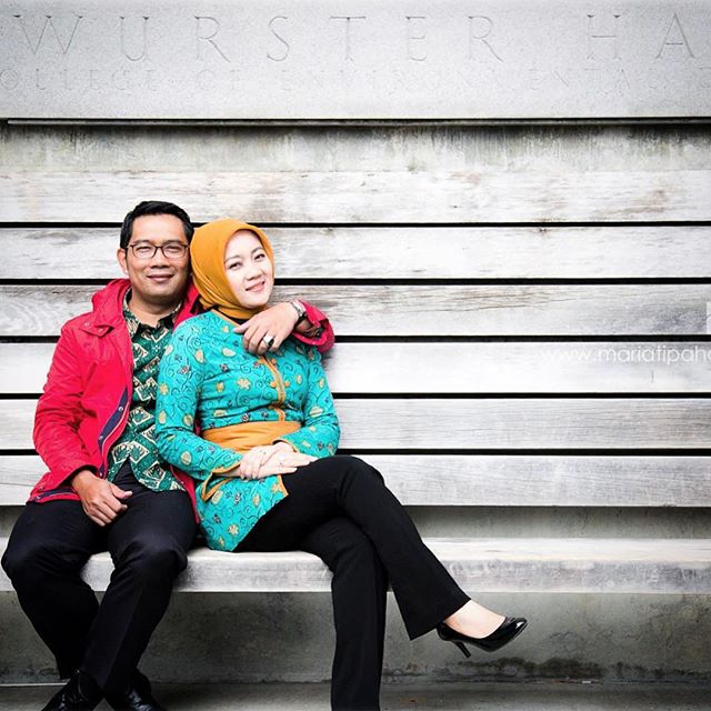 The Incredible Romantic Stories Of 5 Famous Indonesian Couples 