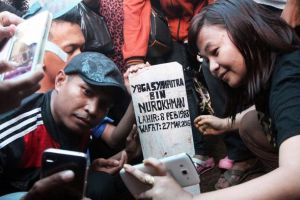 11 Selfie fenomenal orang Indonesia, dari konyol, lucu sampai ekstrem!