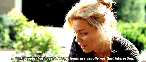 4 Penjelasan ini bikin kamu paham perbedaan pemalu dan introvert