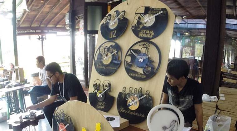 30 Evolusi format musik, dari piringan hitam ke digital, keren! 30 Evolusi format musik, dari piringan hitam ke digital, keren!