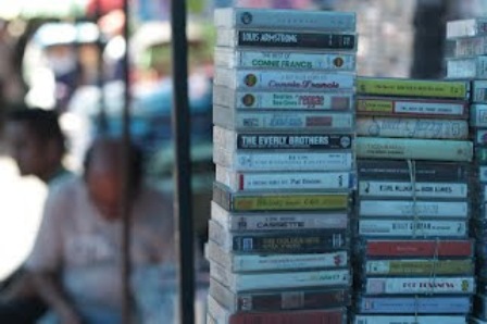 30 Evolusi format musik, dari piringan hitam ke digital, keren! 30 Evolusi format musik, dari piringan hitam ke digital, keren!