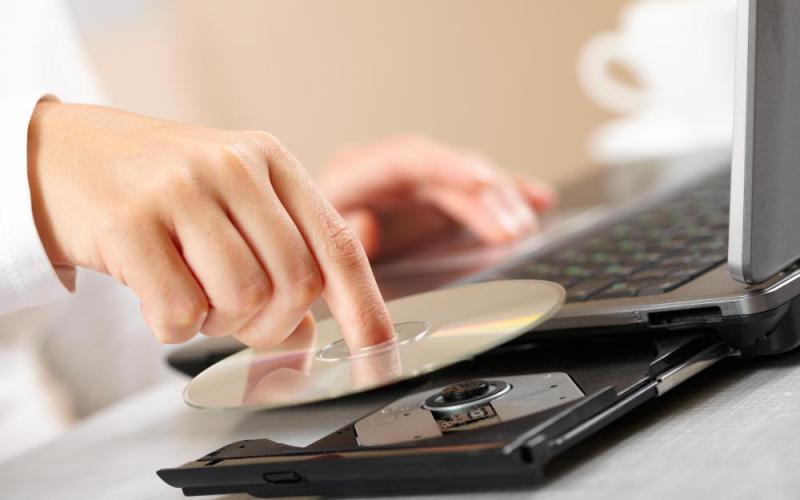 30 Evolusi format musik, dari piringan hitam ke digital, keren! 30 Evolusi format musik, dari piringan hitam ke digital, keren!