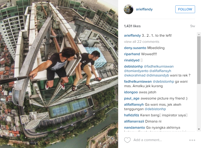 15 Foto selfie ala Arief Fandy ini bikin kakimu gemeteran 15 Foto selfie ala Arief Fandy ini bikin kakimu gemeteran