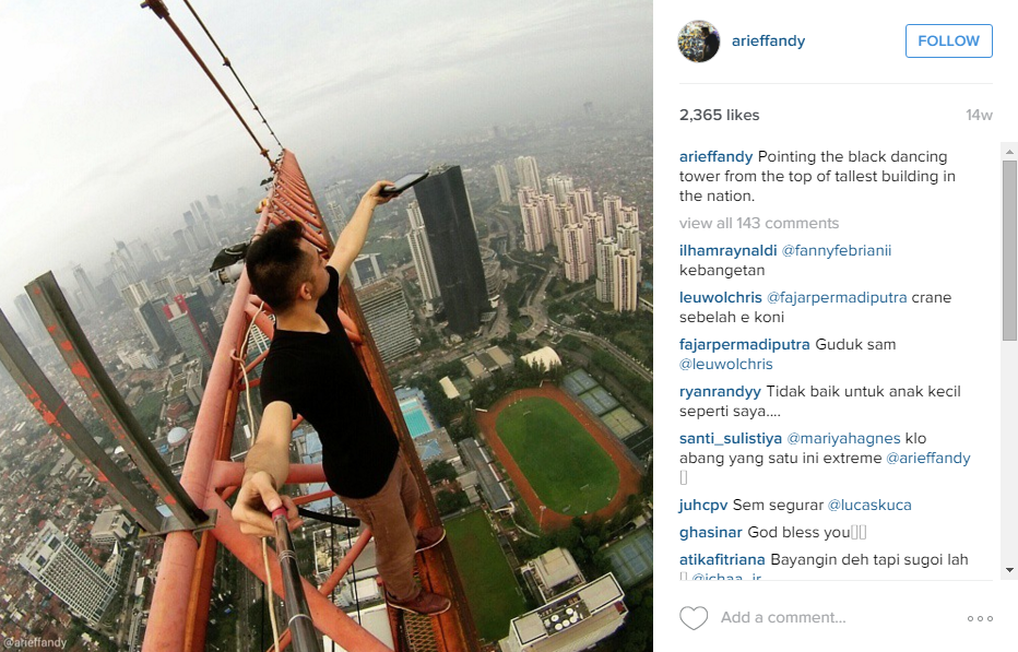 15 Foto selfie ala Arief Fandy ini bikin kakimu gemeteran 15 Foto selfie ala Arief Fandy ini bikin kakimu gemeteran