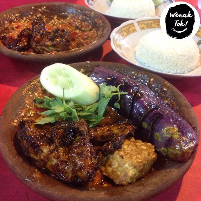 10 Kuliner penyetan paling hits di Surabaya, awas ketagihan!
