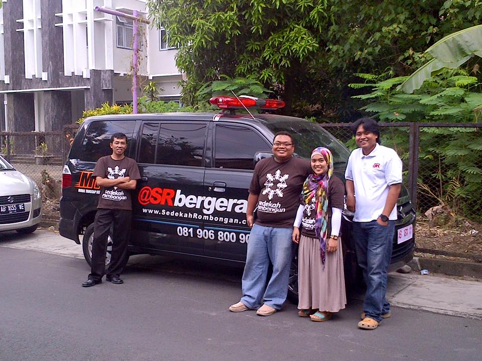 Para rentenir ini ciut nyalinya didatangi mobil ambulans, kok bisa?