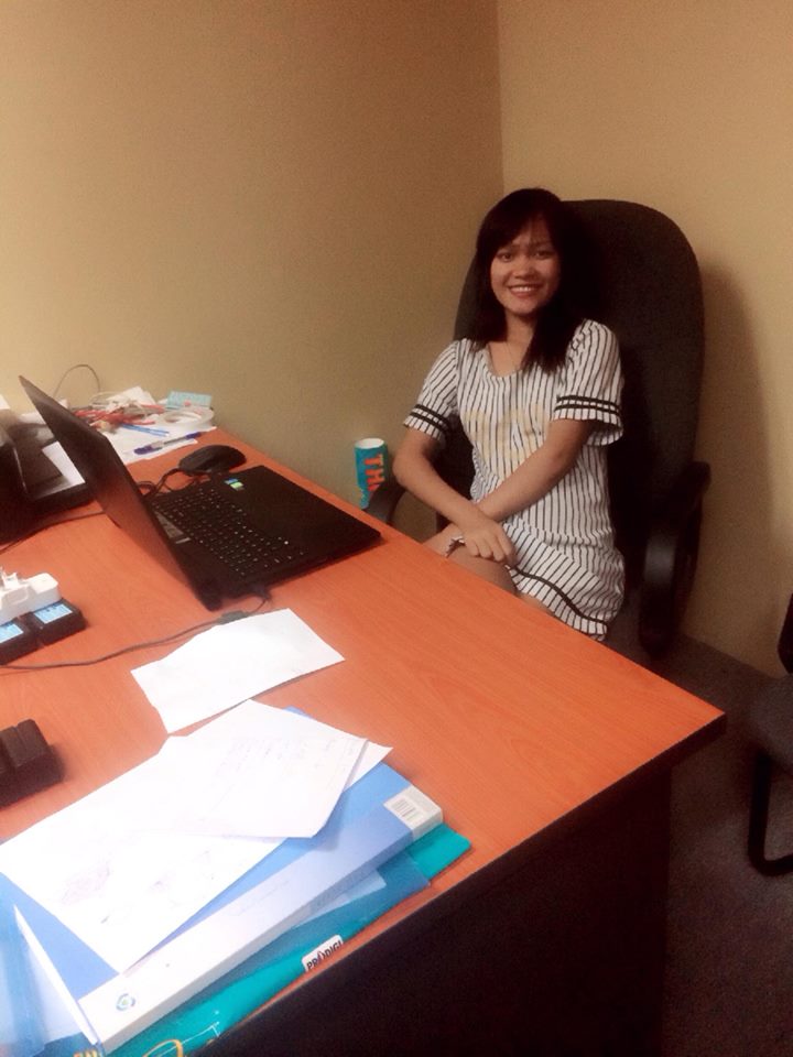 Obati rindu ke ibu yang meninggal karena gempa, Vhina tulis novel