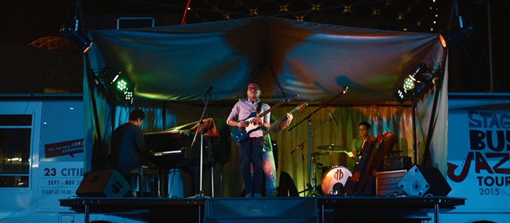 Kamu beruntung tinggal di kota ini, didatangi konser jazz berkelas!