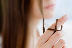 Ladies, ingin rambut tebal dan kuku bagus? Konsumsi makanan ini ya