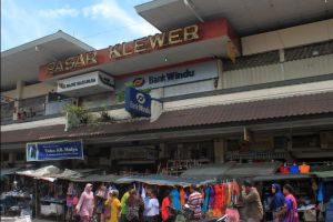 Kamu shopping holic dan lagi di Solo? 5 lokasi ini wajib dikunjungi