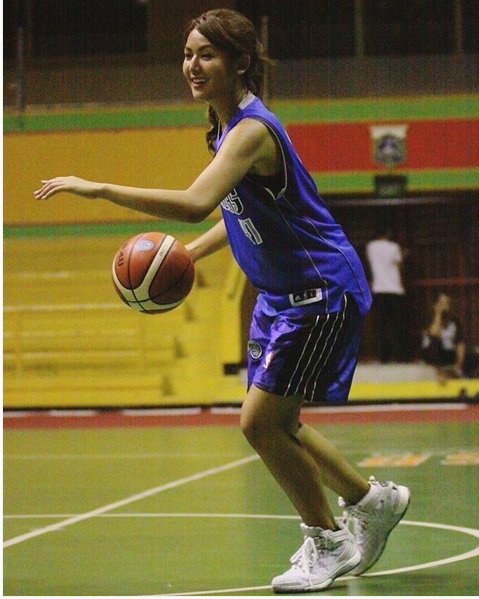 11 Momen yang menjadikan cewek tampak lebih seksi dari biasanya