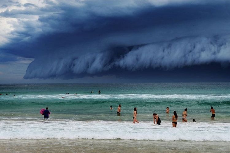 80 Gambar Awan Mirip Tsunami Terlihat Keren 80 Gambar Awan Mirip Tsunami Terlihat Keren