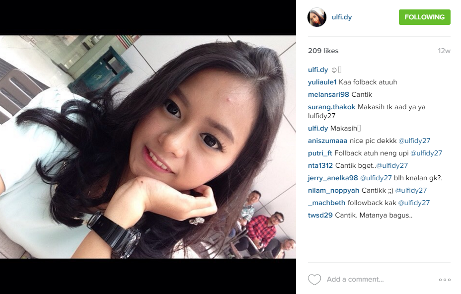 Wajah ayu putri Elly Sugigi bikin hatimu klepek-klepek, benar nggak? 