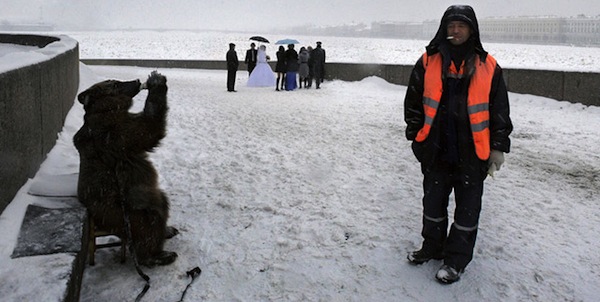 22 Hal gila dan konyol ini hanya bisa kamu temui di Rusia