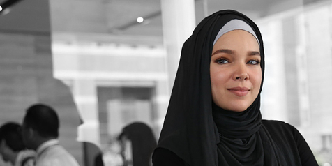 10 Artis cantik Indonesia ini jatuh ke pelukan pria kaya raya, wow!